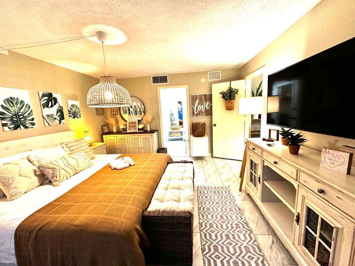 Beach Oasis 601 Gorgeous Ocean Front Ocean View For 10 Sleeps Up To 15 Apartamento Daytona Beach Exterior foto