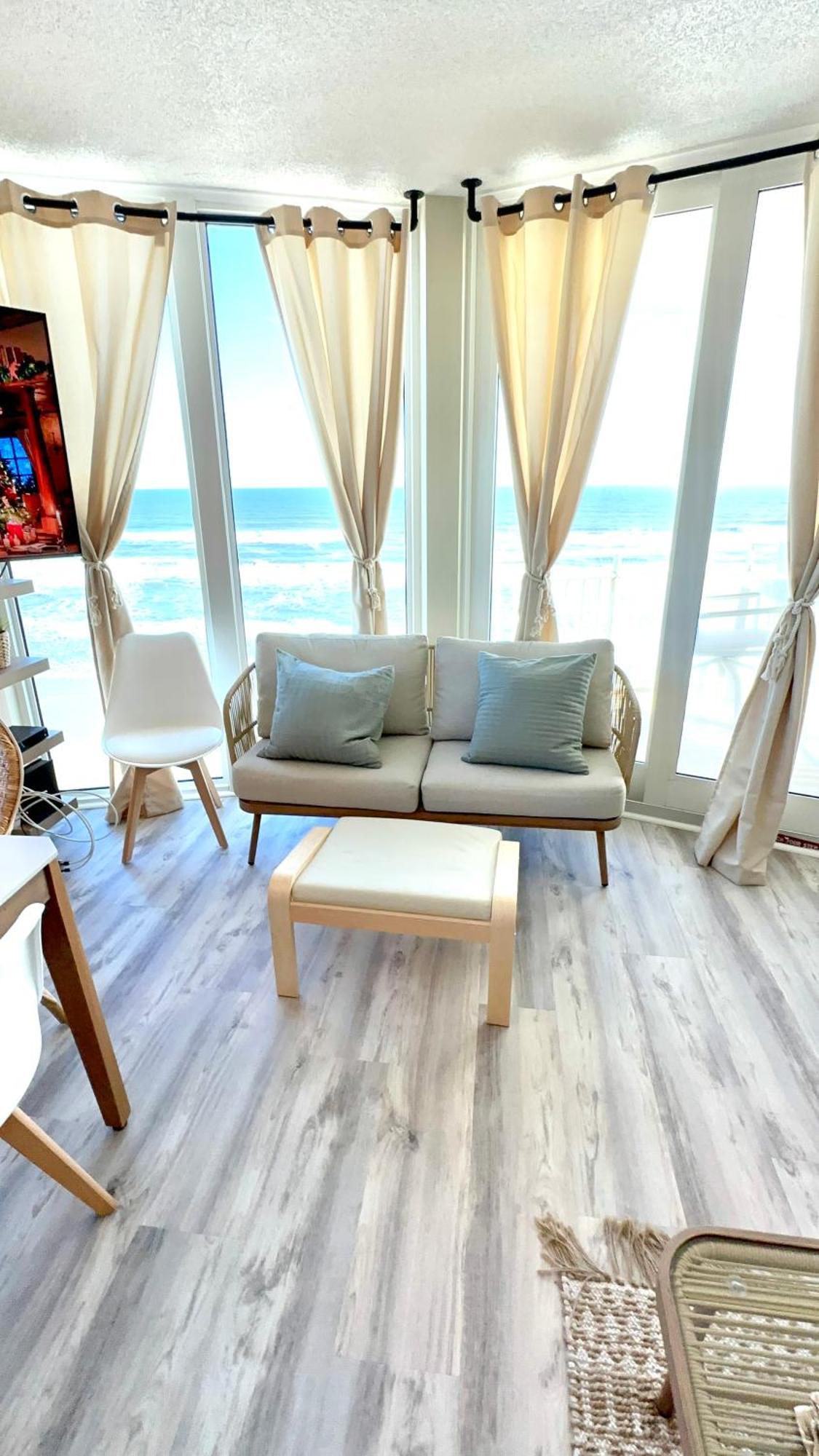 Beach Oasis 601 Gorgeous Ocean Front Ocean View For 10 Sleeps Up To 15 Apartamento Daytona Beach Exterior foto